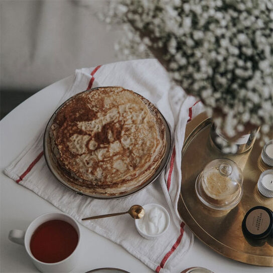 Фото как приготовить правильные вкусные и Тонкие ПП-блины на воде без яиц из цельнозерновой муки с отрубями - рецепт на сковороде