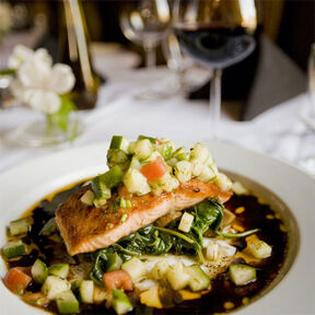 Фото Вкусные и легкие рыбные блюда для семейного ужина: идеи рецептов из рыбы