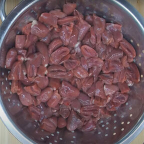 Фото Сколько минут нужно варить куриные сердечки в кастрюле для идеальной готовности и нежности