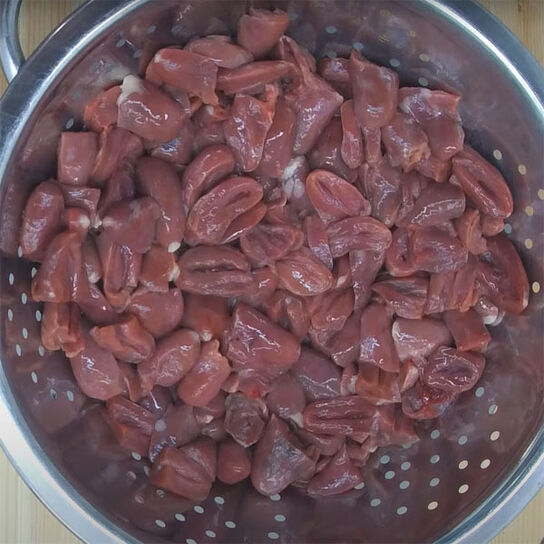 Фото Сколько минут нужно варить куриные сердечки в кастрюле для идеальной готовности и нежности