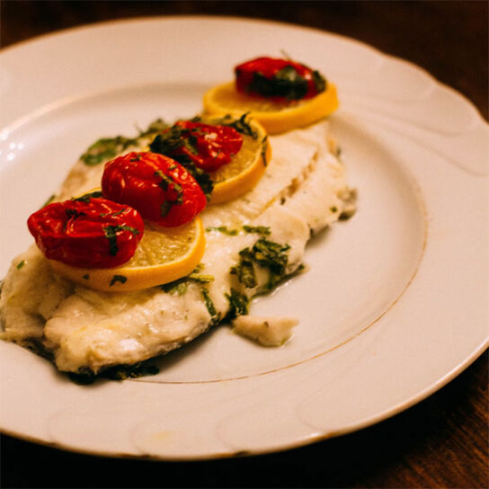 Фото Сколько по времени минут варить рыбу минтай кусочками в воде?