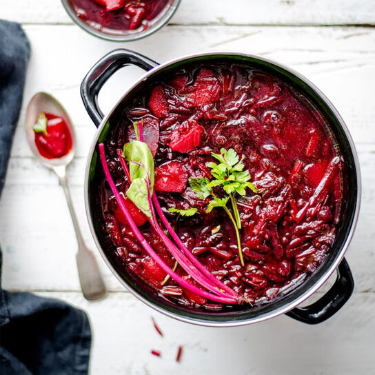 Фото украинского классического борща