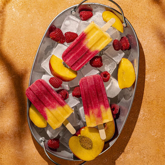 Фото как приготовить и сделать вкусное Фруктовое Мороженое с Малиной и Персиком: рецепт в домашних условиях