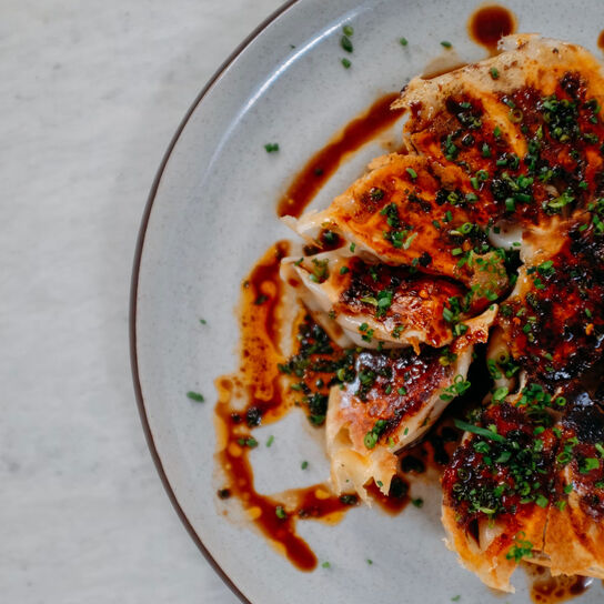 Фото как просто и быстро приготовить Филе Курицы в Кисло-Сладком Соусе с Медом и Ананасами По-Китайски: рецепт