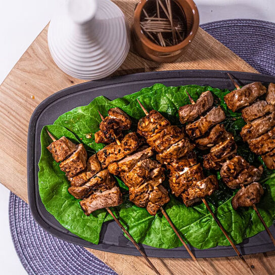 Фото сочный и мягкий шашлык из свинины на минералке с лимоном: