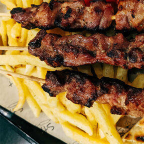 Фото наивкуснейший шашлык из свинины в духовке на шпажках