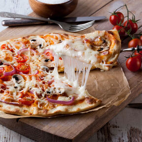 Фото домашней пиццы приготовленной на сковороде