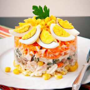 Фото Салат "Рыбный" из рыбной консервы с яйцом и рисом