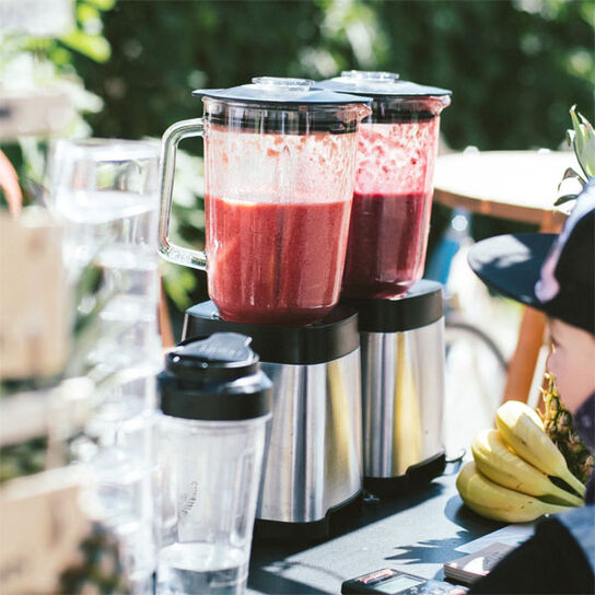 Фото как просто и быстро приготовить вкусное и полезное пп-смузи для похудения в домашних условиях - рецепты на завтрак, ужин и перекус