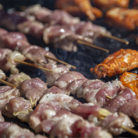 Фото вкусный Луковый маринад для шашлыка на природе: как вкусно и быстро замариновать мясо