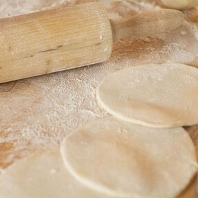 Фото дрожжевое тесто на кефире для пирожков в духовке