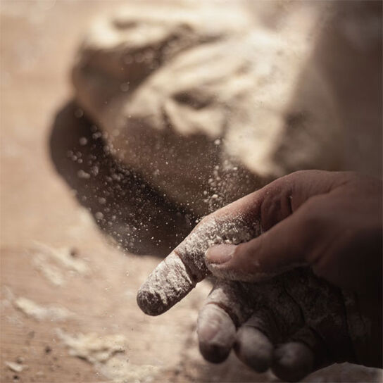 Фото идеального дрожжевого теста для пирогов с разной начинкой в духовке