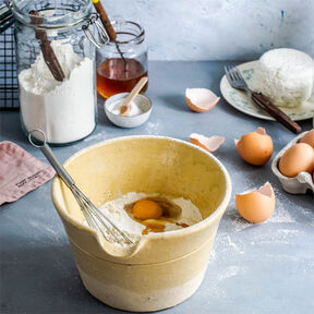 Фото тонкое и нежное тесто на вареники: правильный рецепт