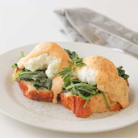 Фото как просто и быстро приготовить Диетический Белковый Омлет на Пару БЕЗ Молока: рецепт с низким содержанием калорий